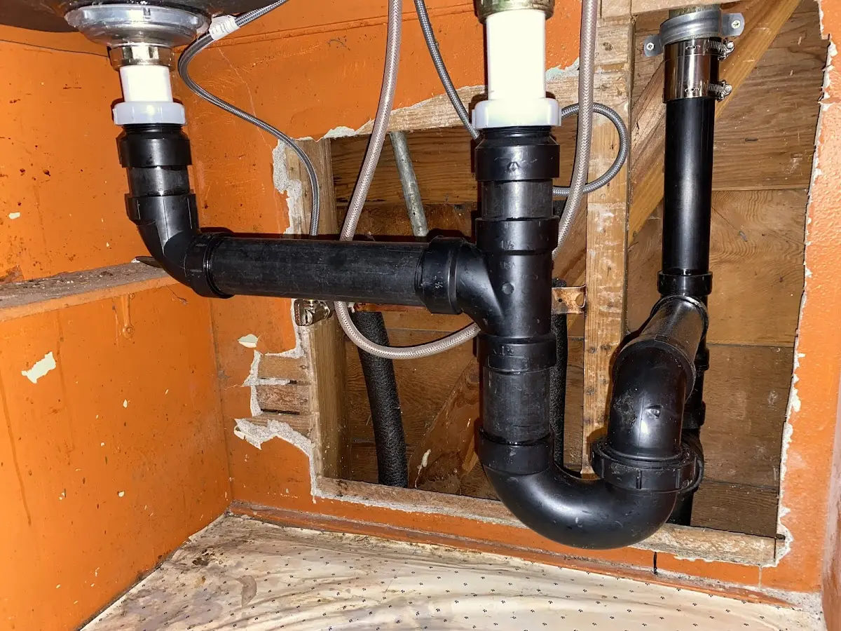 Professional Pipe Bursting equipment and tools on the job in Rineyville